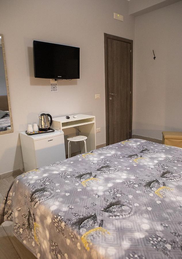 Zuroli Suite Неаполь Экстерьер фото
